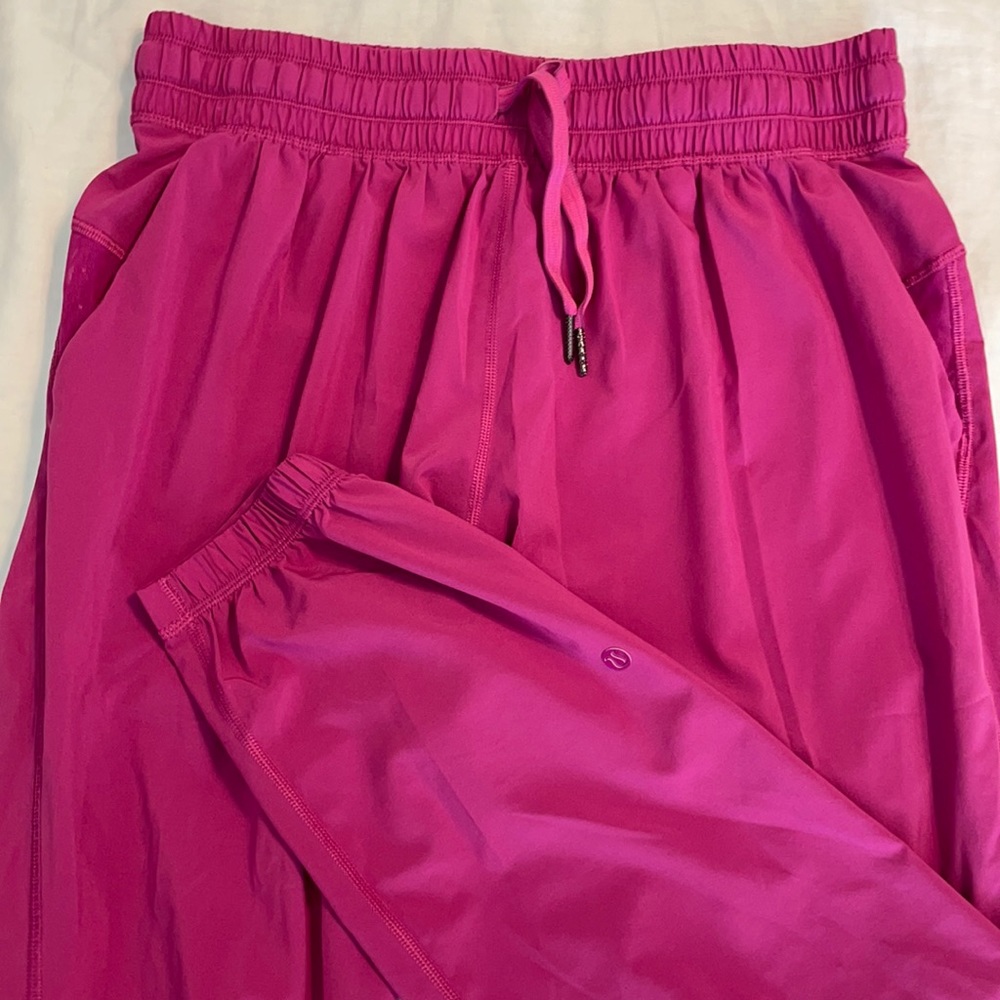 Lululemon pink soft light pants